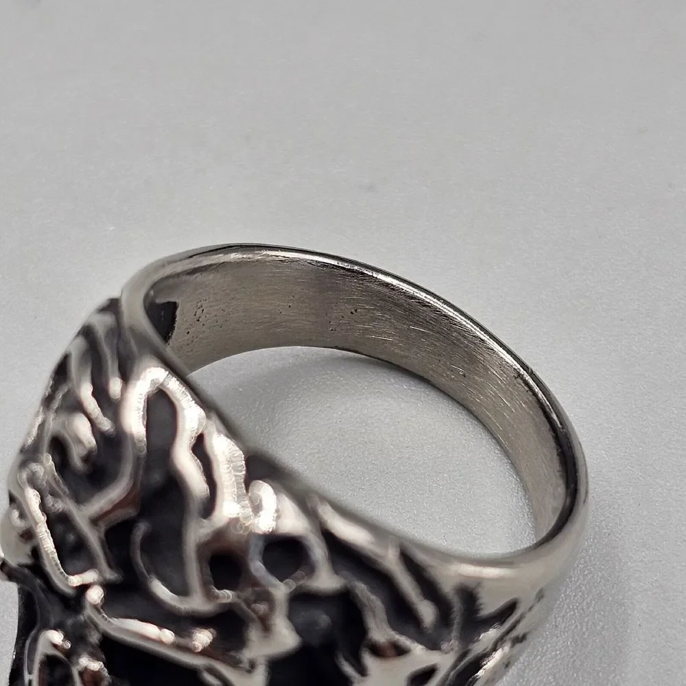Mens Stainless Steel Skull Ring Gothic Biker Halloween Metal Punk 3D Size 10.5